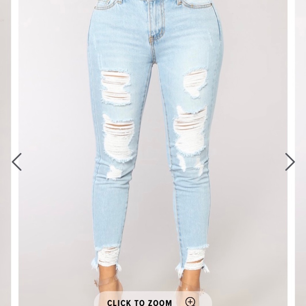 FashionNova distressed ankle jeans